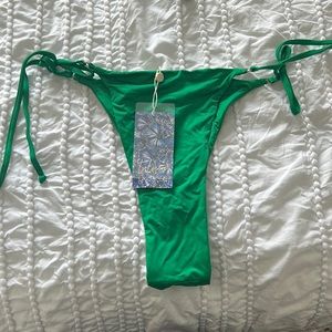 NWT TOLUCA Rita Bottom